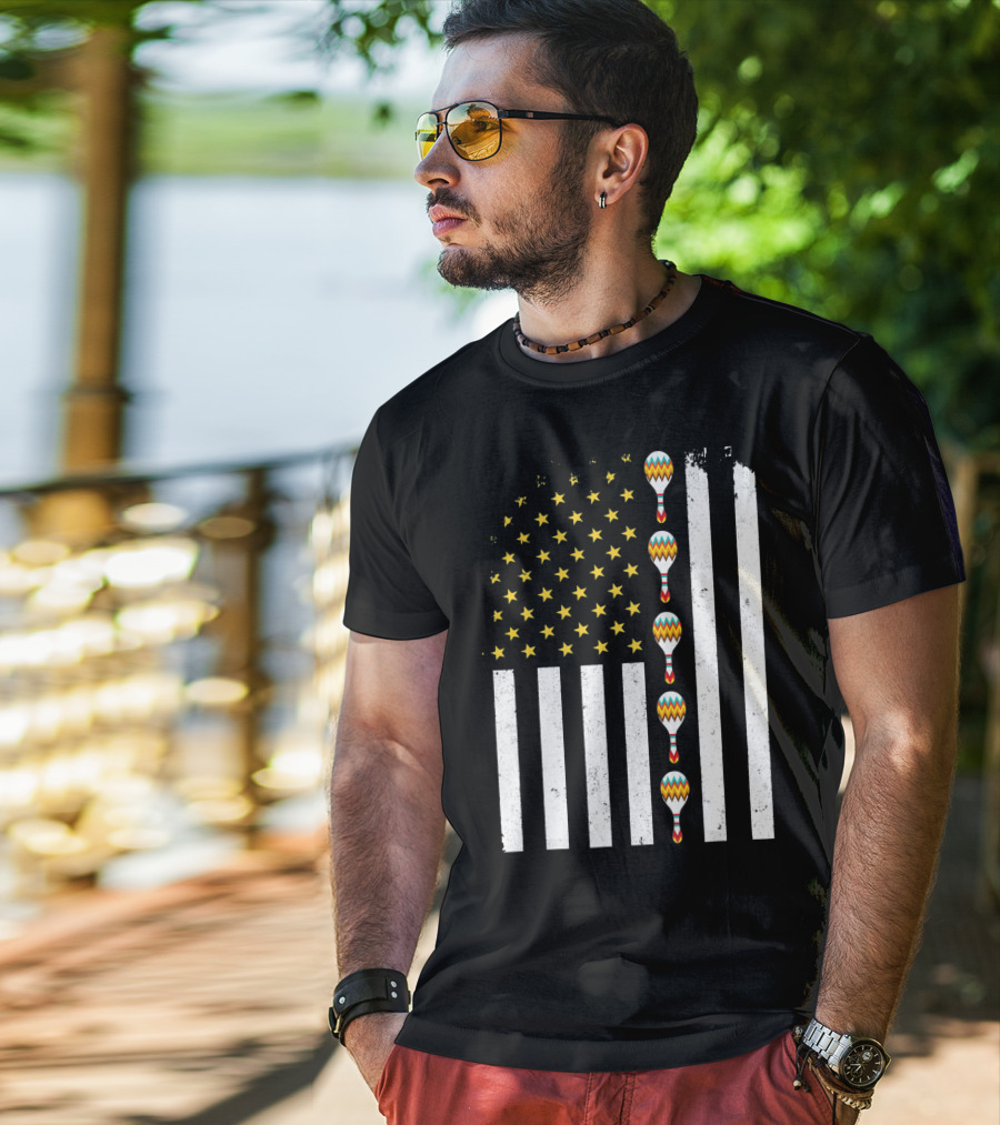 Cinco De Mayo Vintage American Flag With Maracas T-Shirt