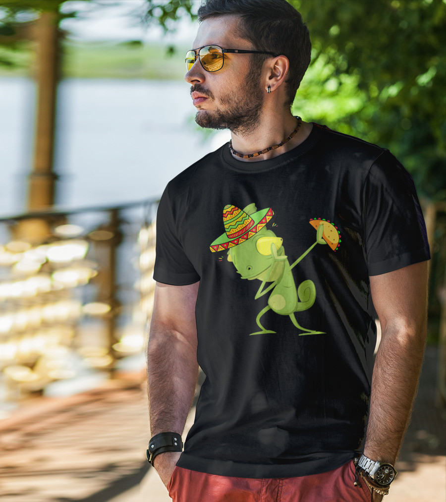 Funny Lizard Dabbing Sombrero Taco Cinco De Mayo T-Shirt