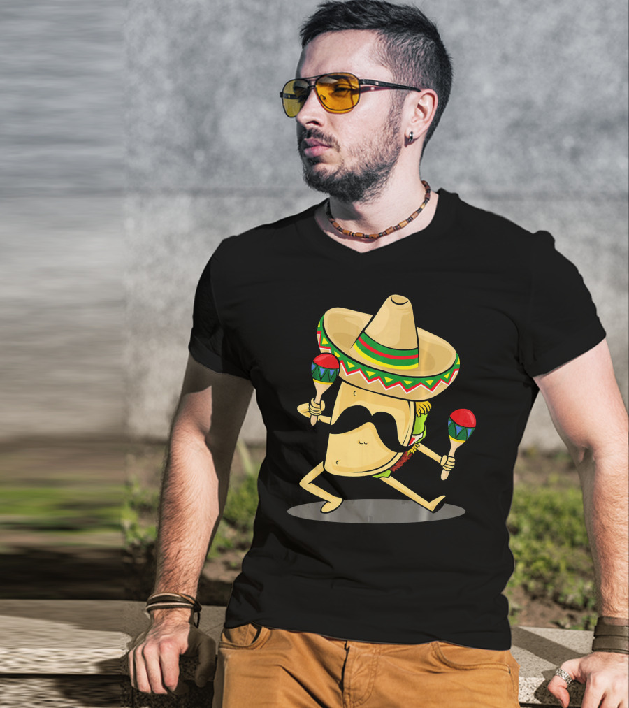 Cinco De Mayo Funny Taco Dancing Sombrero With Maracas T-Shirt