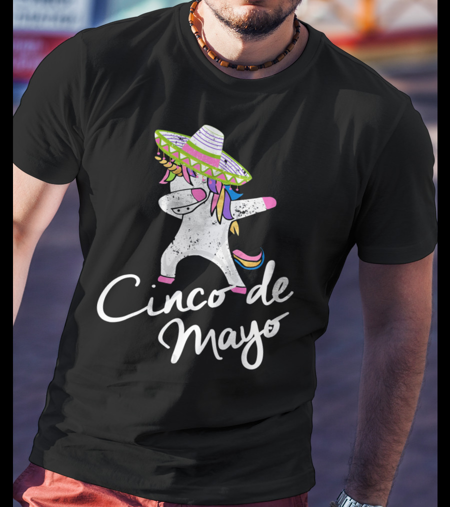 Cinco De Mayo Funny Dabbing Unicorn Sombrero T-Shirt