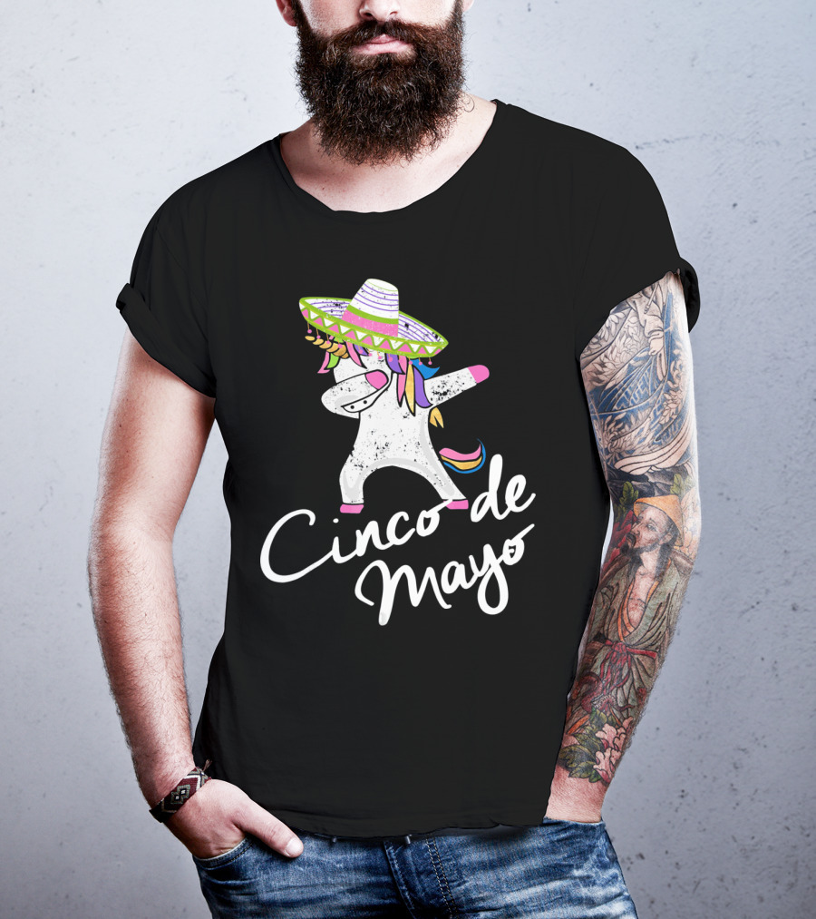 Cinco De Mayo Funny Dabbing Unicorn Sombrero T-Shirt