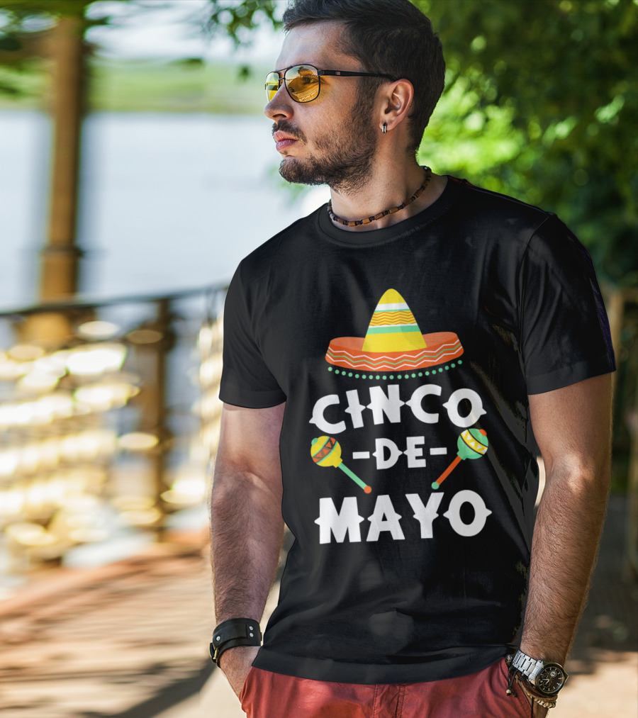 Cinco De Mayo Sombrero And Maracas T-Shirt