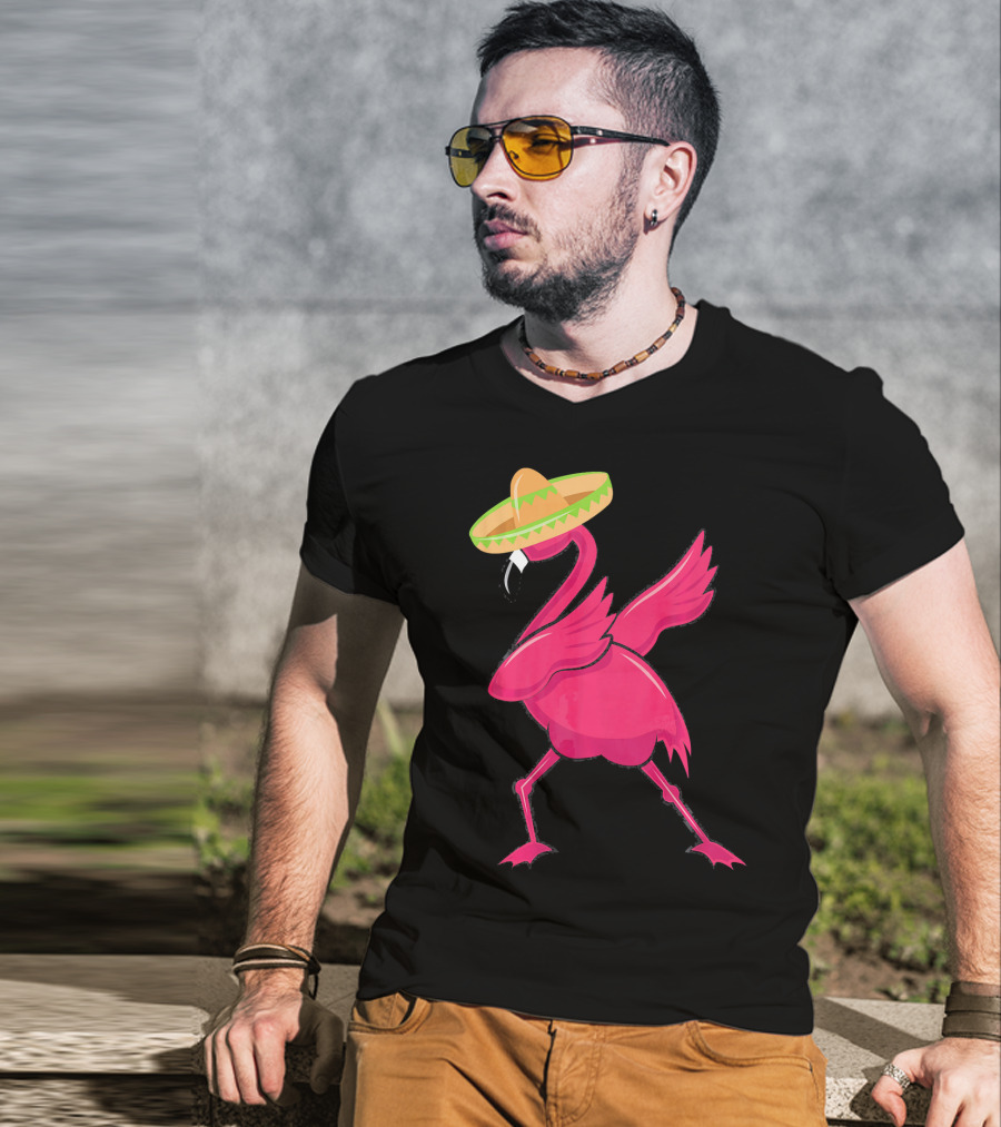 Flamingos De Mayo Cinco De Mayo Sombrero T-Shirt