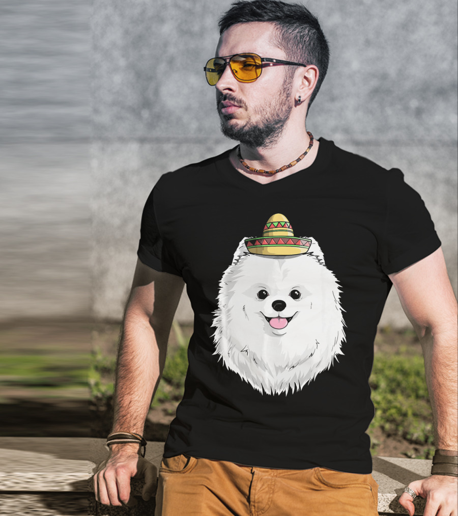 Fiesta Pomeranian Dog Sombrero Cinco De Mayo T-Shirt