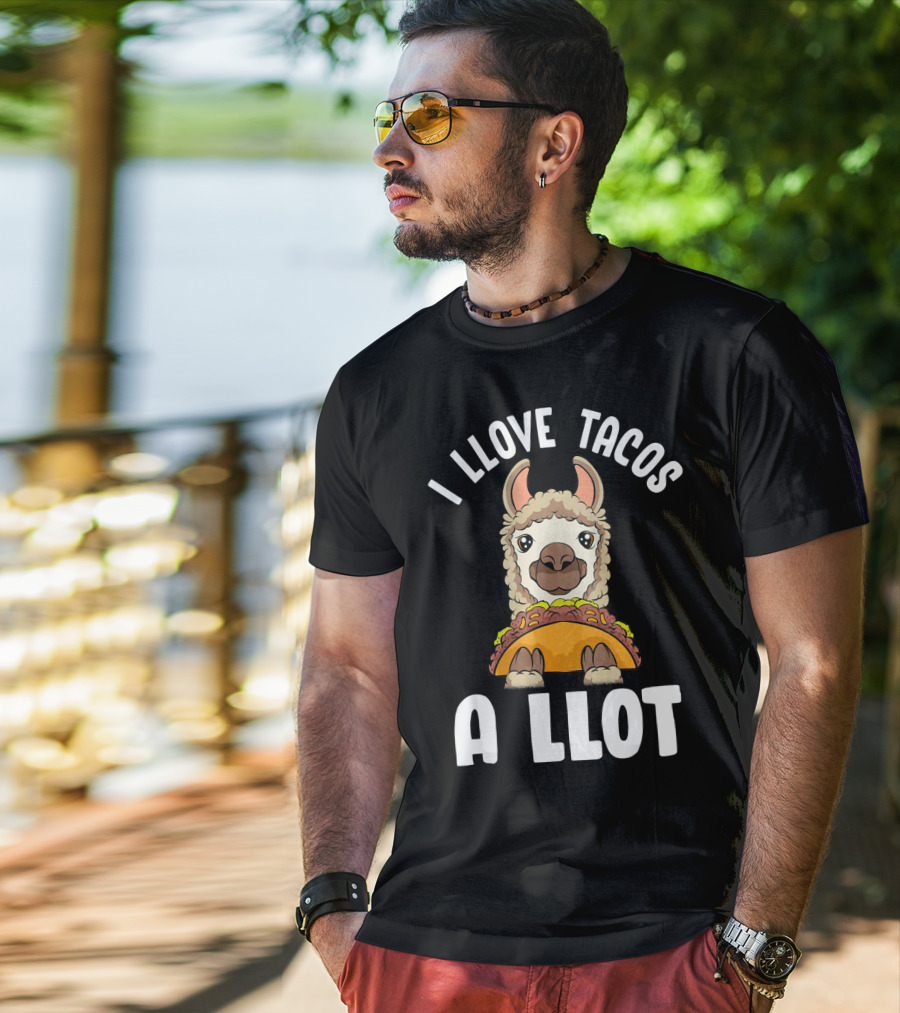 I Llove Tacos A Llot Taco Llama Cinco De Mayo Fun T-Shirt