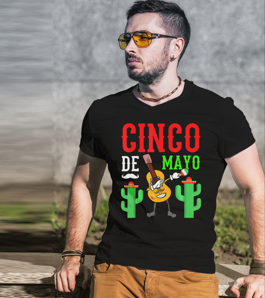 Cinco De Mayo Dabbing Guitar With Cactus And Mustache T-Shirt