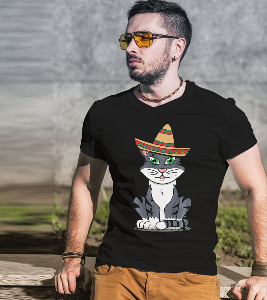 Cinco De Mayo Cat Happy With Sombrero T-Shirt
