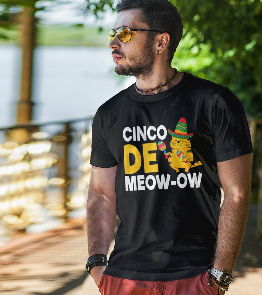 Cinco De Mayo Cat Sombrero Maracas Meow-Ow T-Shirt