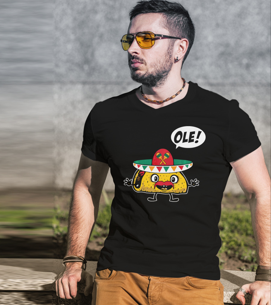 Ole Funny Taco With Sombrero For Cinco De Mayo T-Shirt