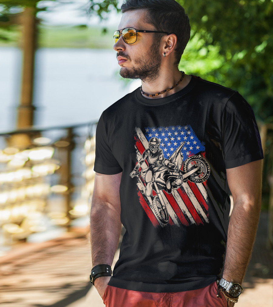 Vintage Dirt Bike Motocross With American Flag Background T-Shirt