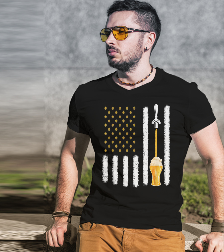 USA Flag Hops Pattern Craft Beer Tap Pouring T-Shirt