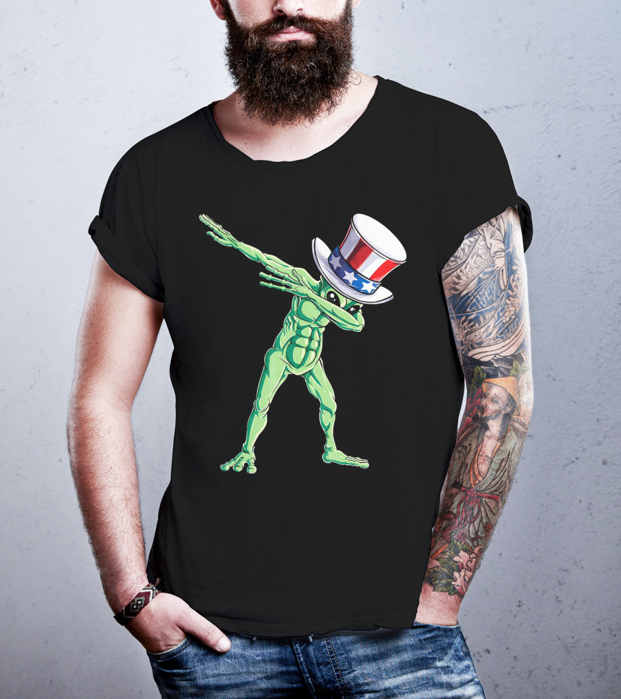 Dabbing Alien In American Uncle Sam Hat T-Shirt