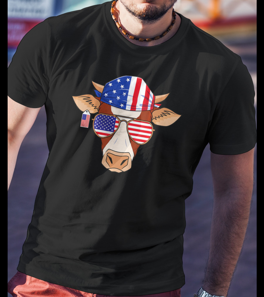 Cow Wearing American Flag Bandana And Sunglasses Fourth Of July Patriotic American T-Shirt