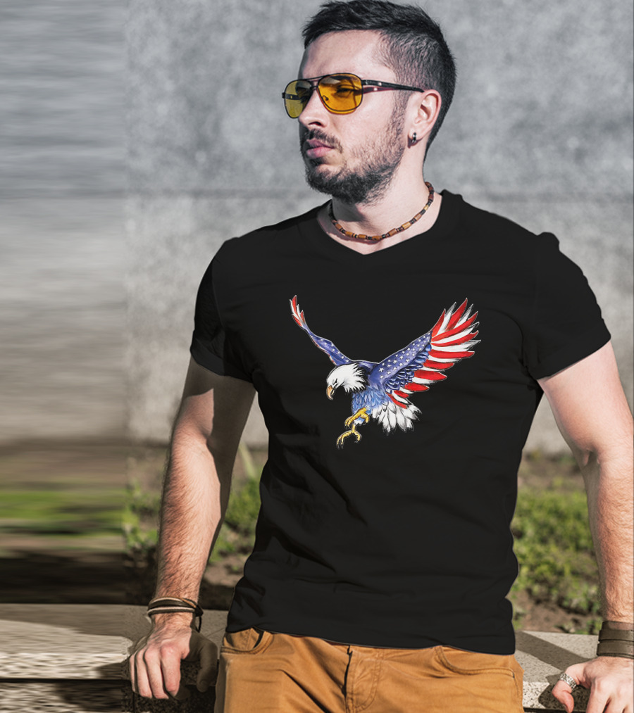 USA Flag Bald Eagle American Flag Wings T-Shirt