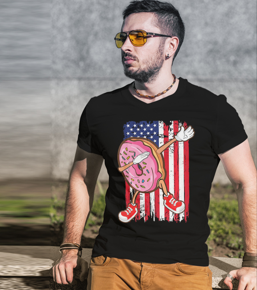 Dabbing American USA Strawberry Frosted Donut On Flag Background T-Shirt