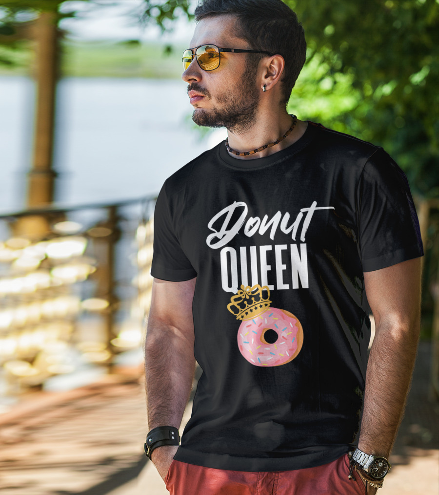 Donut Queen Sprinkled Women And Girls Pink Donut With Crown T-Shirt