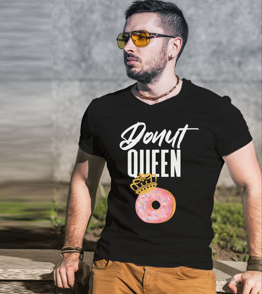 Donut Queen Sprinkled Women And Girls Pink Donut With Crown T-Shirt
