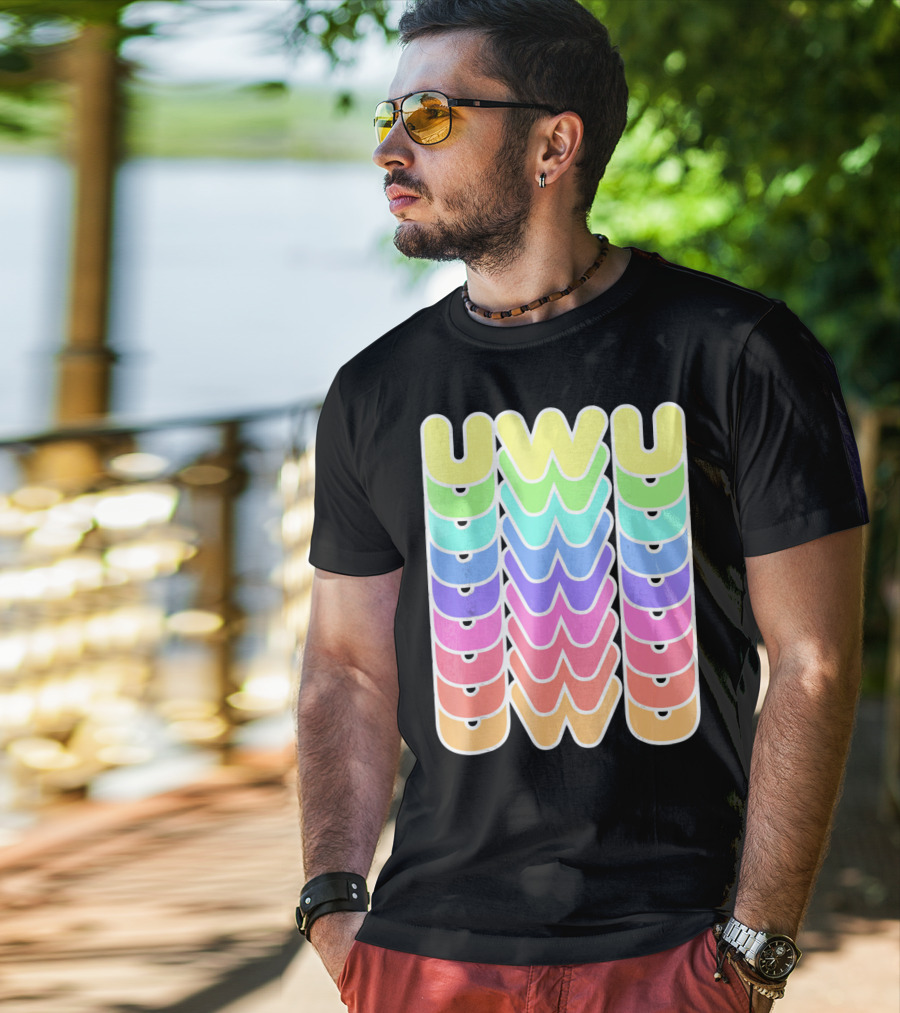 UWU Cute Face Emoji Letter Kawaii Rainbow Keyopt T-Shirt