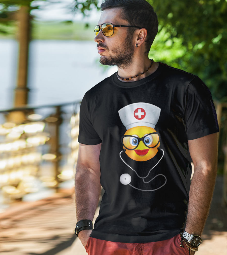 Nurse Halloween Funny Emoji Glasses Stethoscope T-Shirt