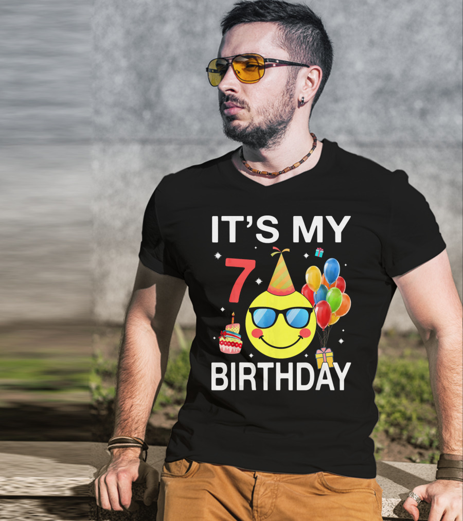 IT'S MY 7 BIRTHDAY Emoji Party Hat Sunglasses Balloons Cake T-Shirt