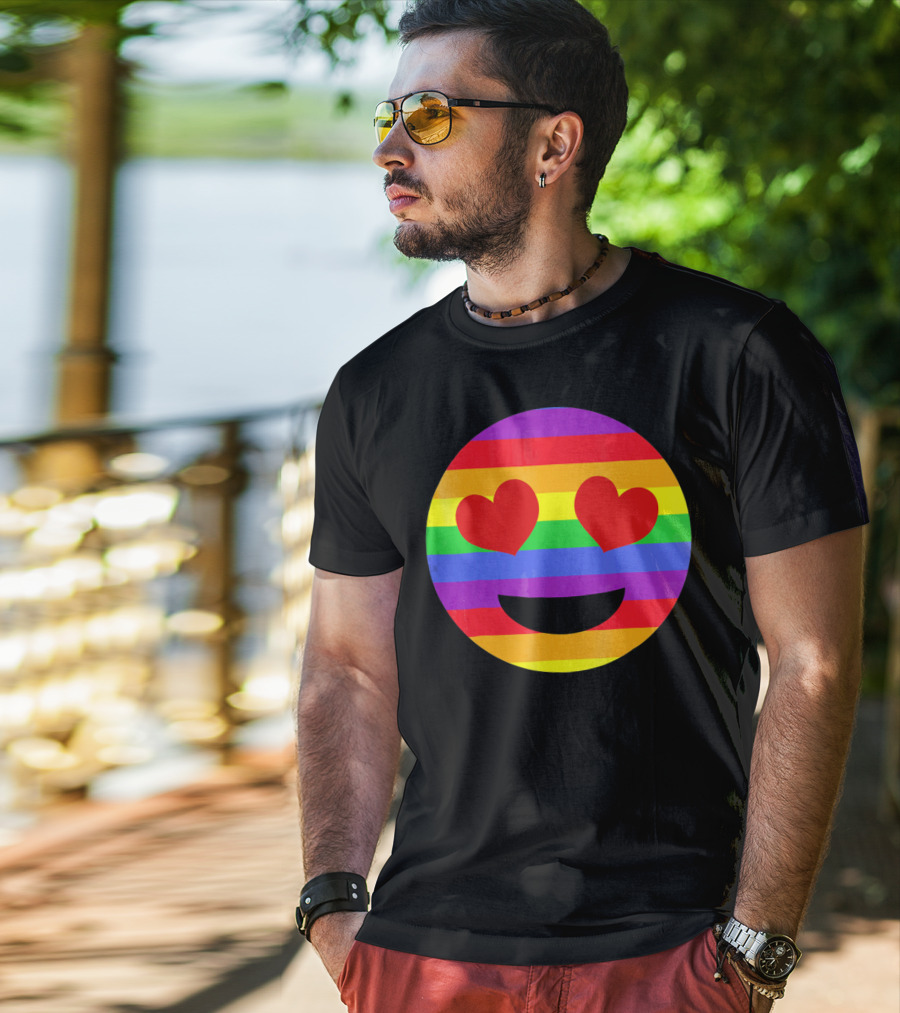 Im Falling In Love Rainbow Heart Eyes Emoji T-Shirt