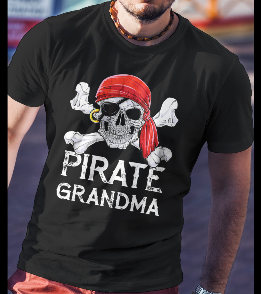 Pirate Grandma Skull With Red Bandana And Crossbones T-Shirt