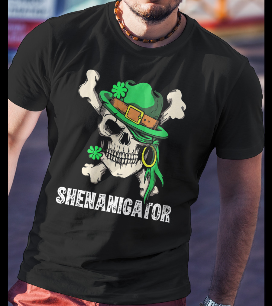 Shenanigator Skull With Irish Hat And Shamrocks For St Patrick's Day T-Shirt