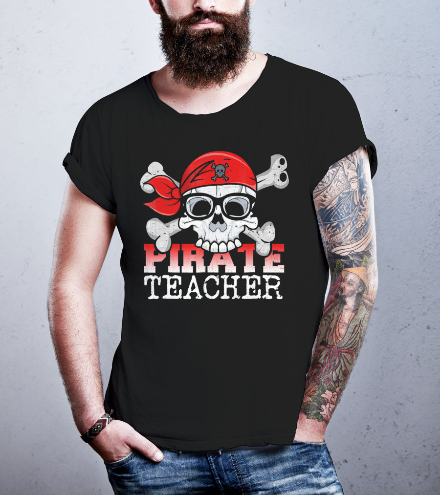 Pirate Skull With Bandana And Glasses Funny Teacher T-Shirt