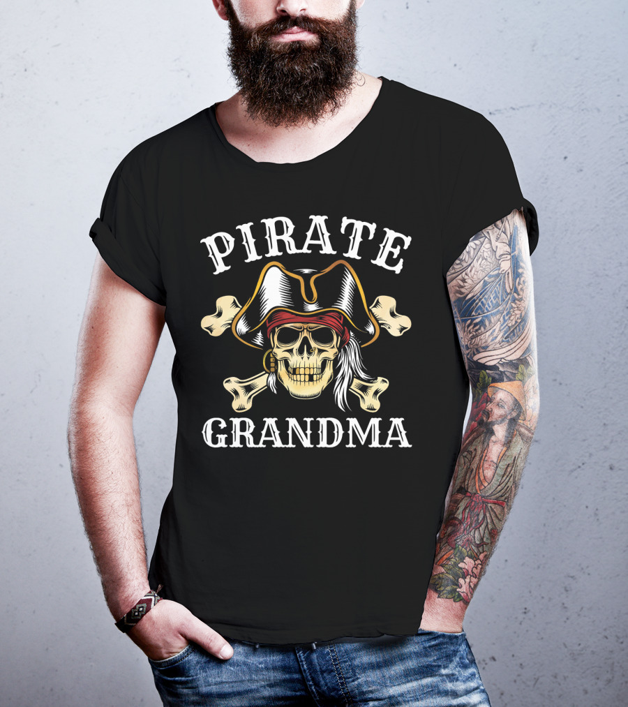 Pirate Grandma Skull And Crossbones T-Shirt