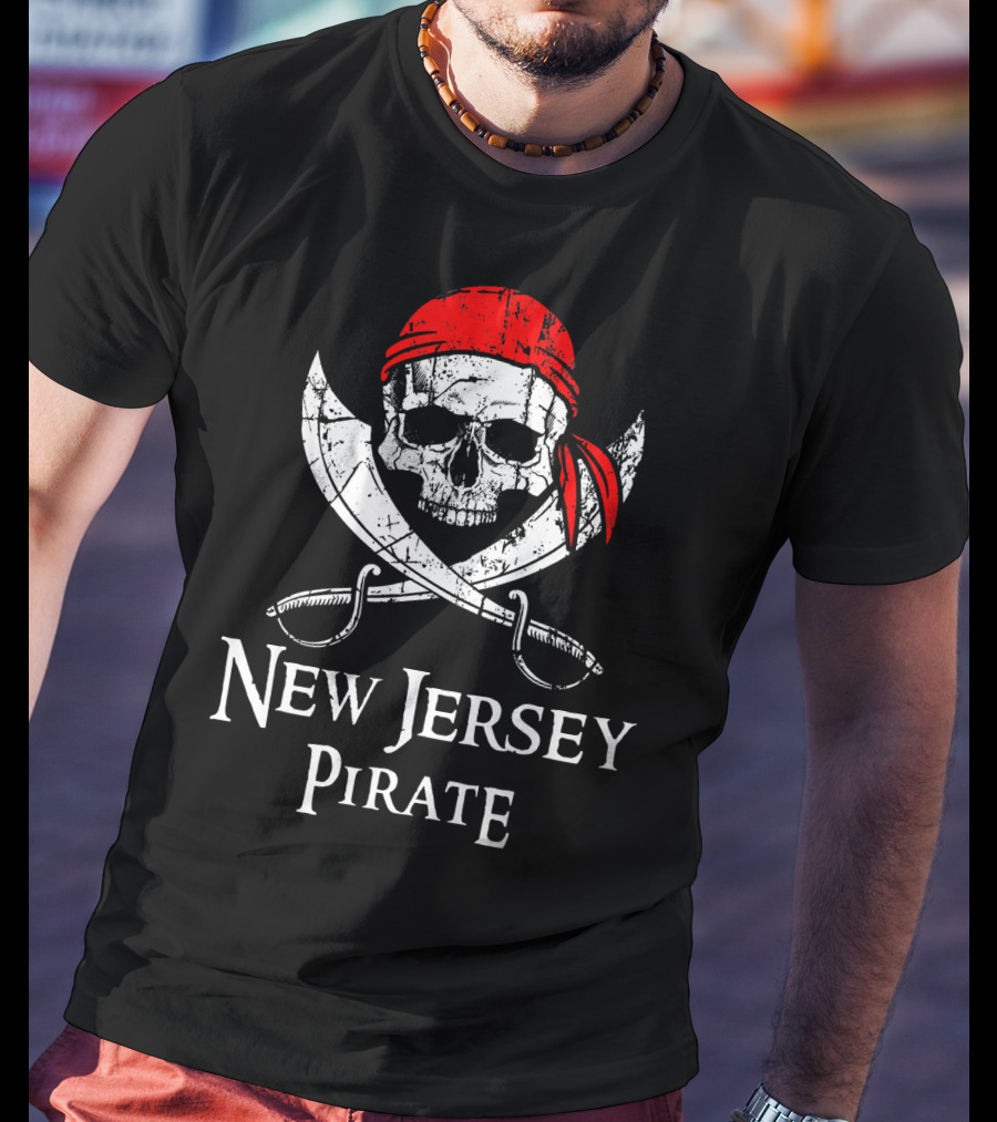New Jersey Pirate Skull And Crossed Cutlasses T-Shirt