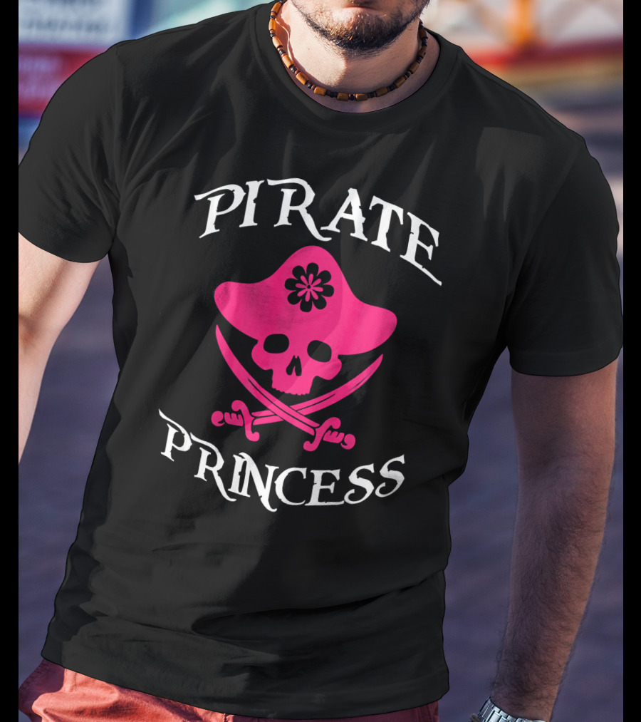 Pirate Princess Pink Skull And Crossed Swords T-Shirt