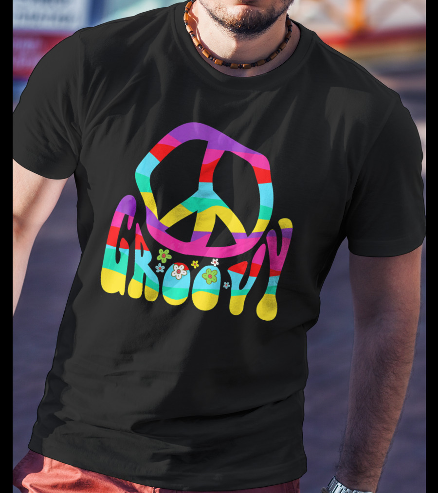 Groovy Rainbow Colorful Peace Sign Symbol With Flowers 60s 70s T-Shirt