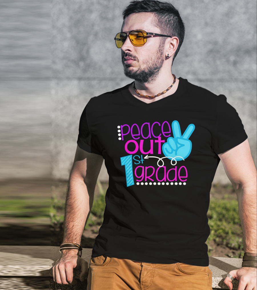 Peace Out 1st Grade First Day Of School T-Shirt