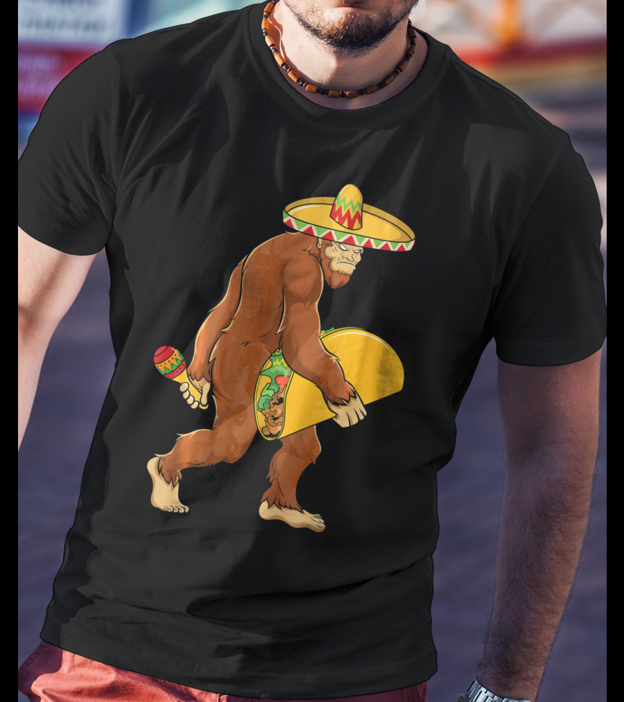 Bigfoot Cinco De Mayo Sombrero Taco Maraca T-Shirt