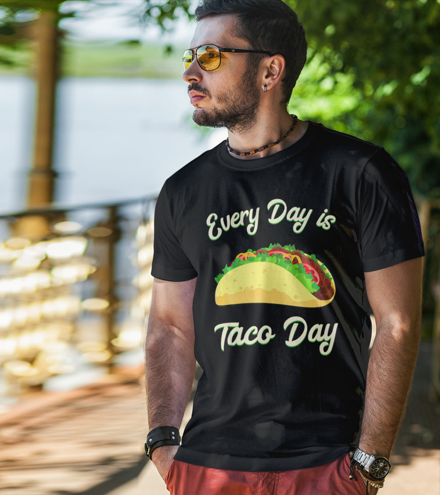 Every Day Is Taco Day Kids Plu T-Shirt