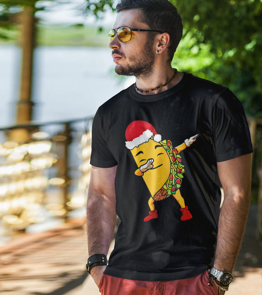 Funny Taco Santa Dabbing Christmas Matcher T-Shirt
