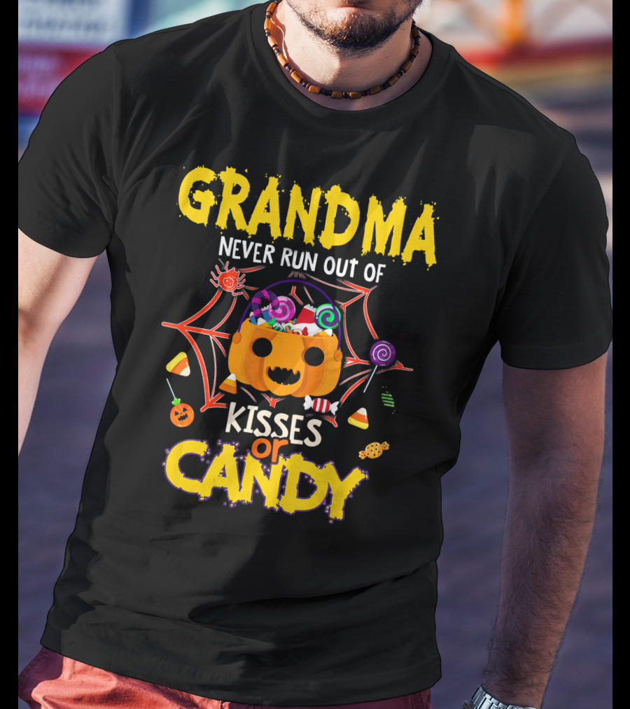 Grandma Never Run Out Of Kisses Or Candy Halloween Pumpkin Spiderweb Treats T-Shirt