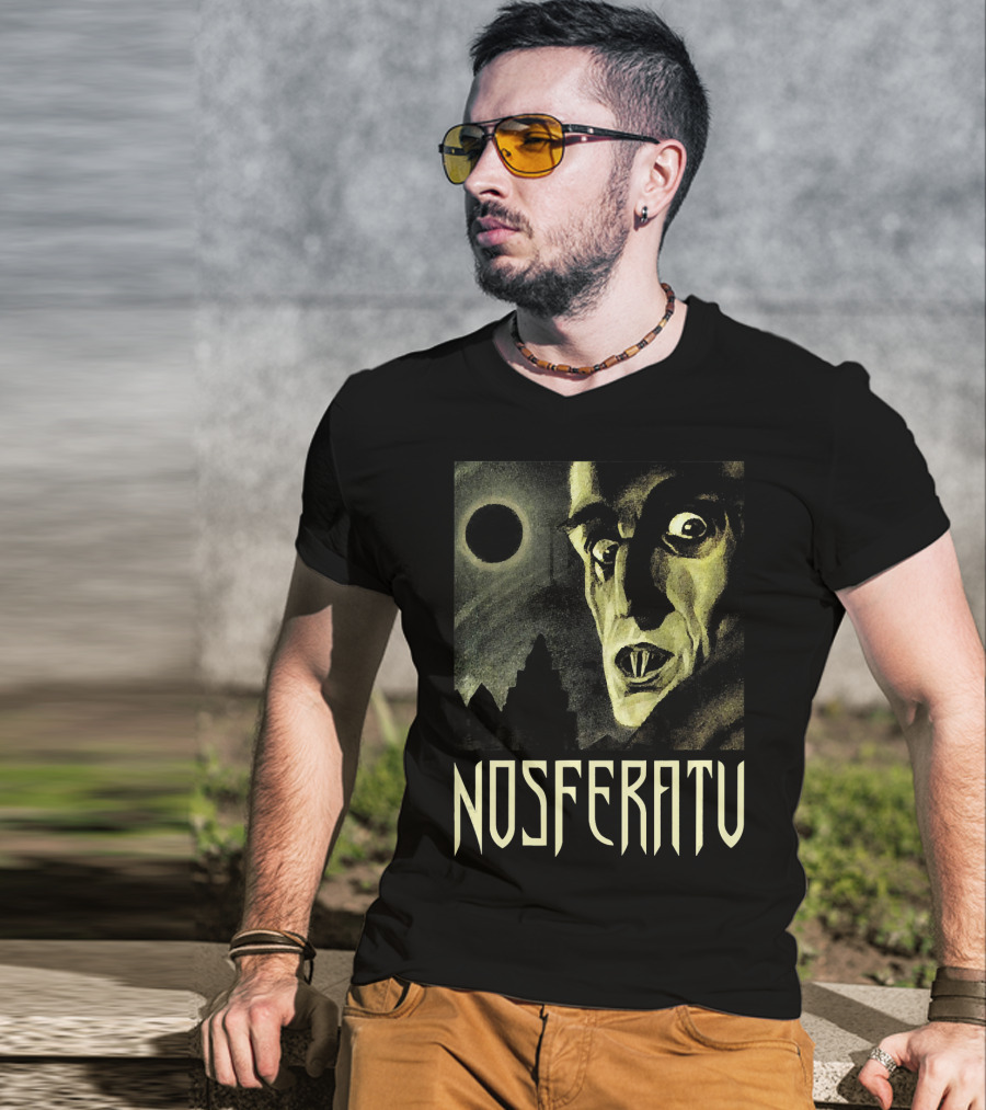 Nosferatu Vintage Horror Film Vampire Eclipse T-Shirt