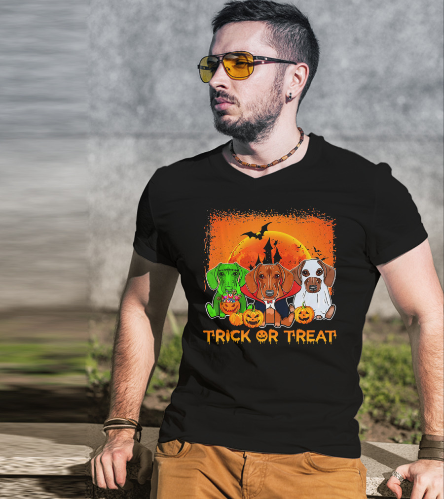 Halloween Dachshund Trio Trick Or Treat With Pumpkins And Moon Background T-Shirt