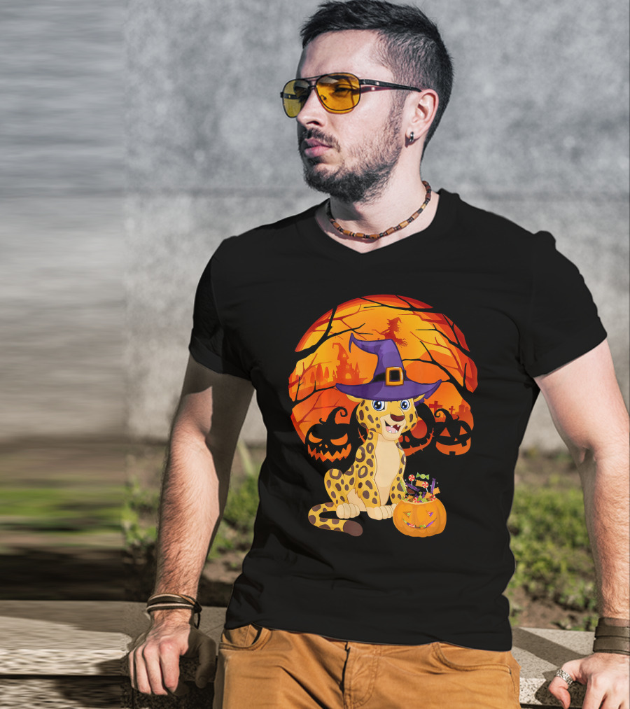 Halloween Costume Leo Witch Hat Leopard Jack-o'-Lantern Moon Shadows T-Shirt