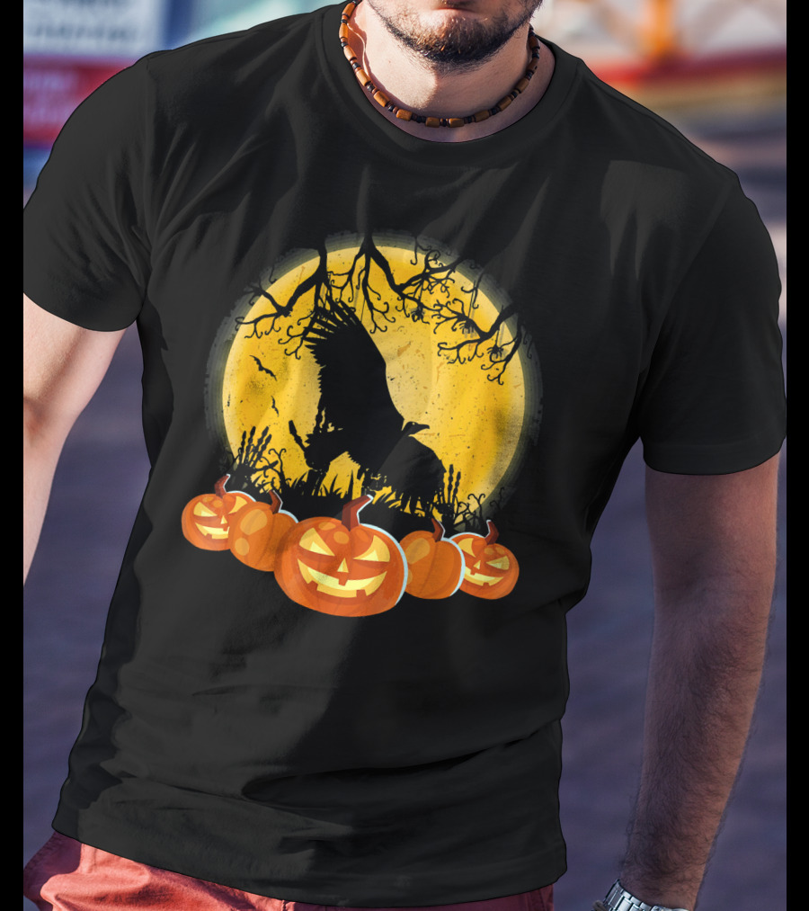 Vulture Silhouette With Pumpkins And Full Moon Halloween Scene T-Shirt