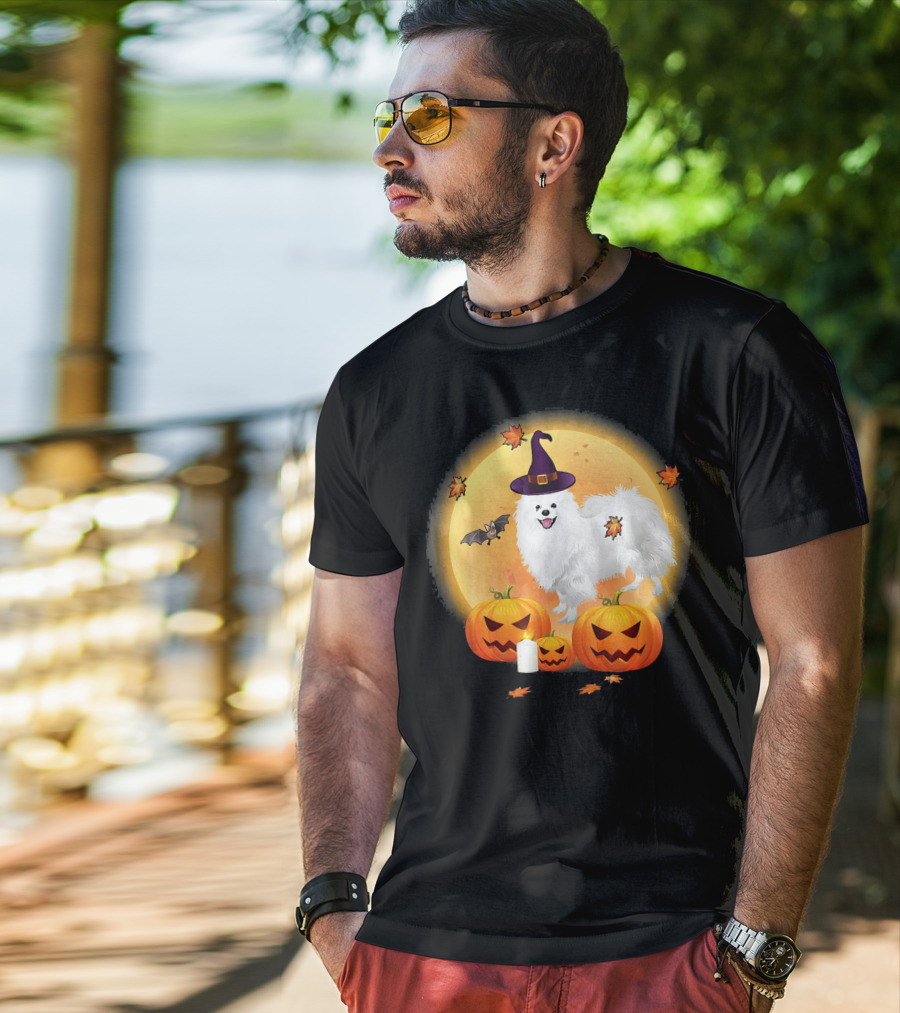 Halloween American Eskimo Dog With Pumpkins And Witch Hat T-Shirt