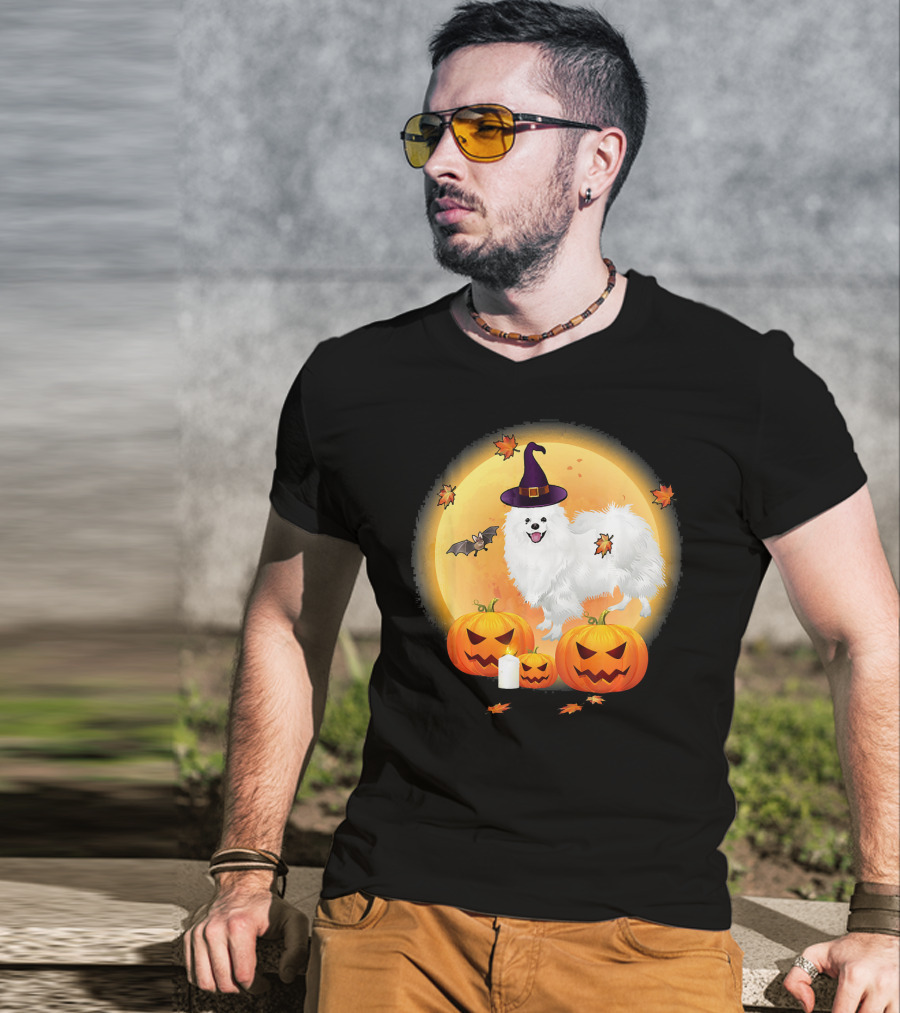 Halloween American Eskimo Dog With Pumpkins And Witch Hat T-Shirt