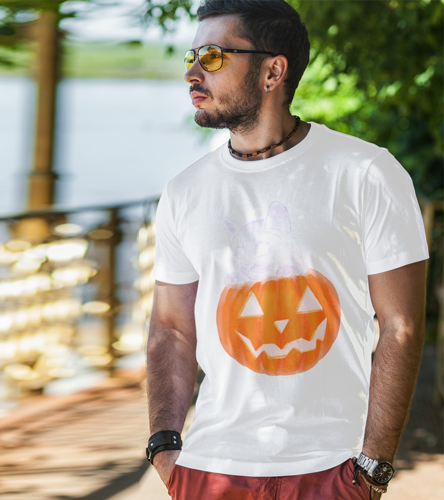 Kitten Peeking From Jack-O'-Lantern Pumpkin Halloween T-Shirt