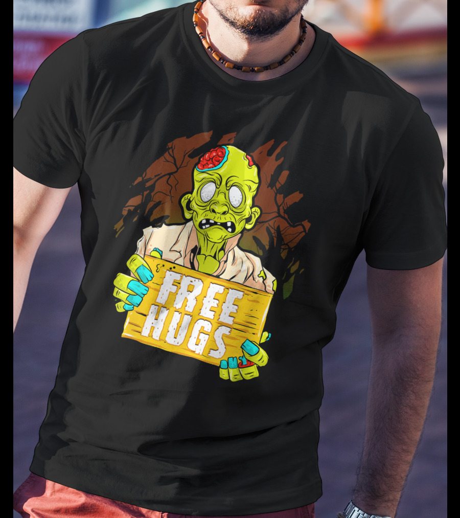 Free Hugs Creepy Zombie Funny Mens Halloween Horror T-Shirt