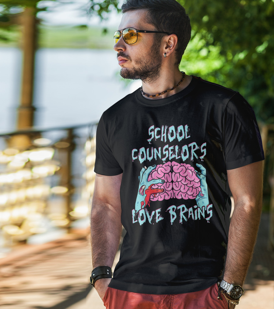 School Counselors Love Brains T-Shirt