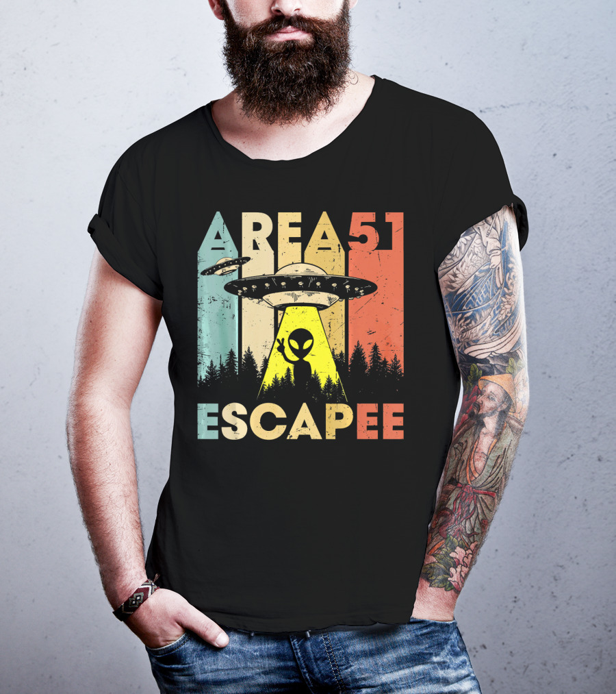 Area 51 Escapee UFO Alien Vintage Halloween Costume T-Shirt