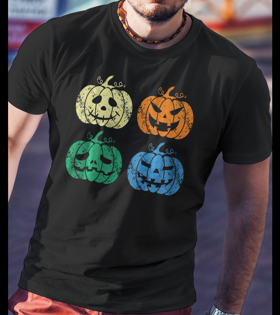 Vintage Retro Scary Pumpkin Face Halloween T-Shirt