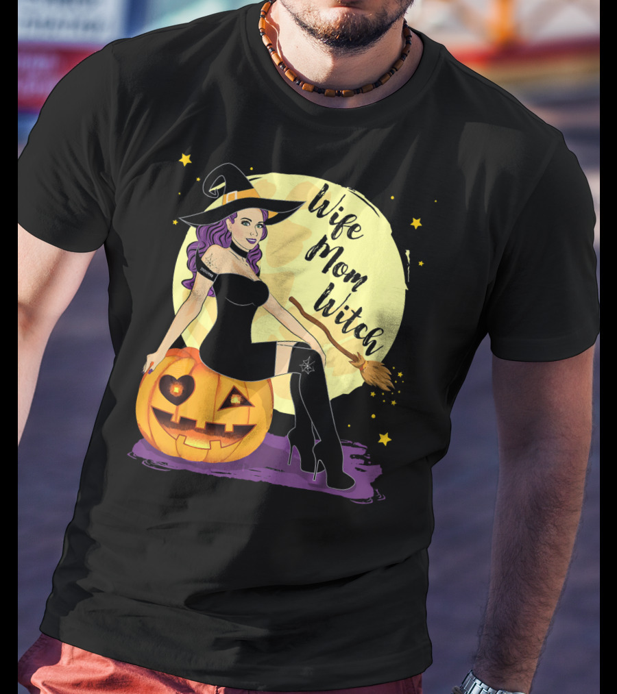 Wife Mom Witch Halloween Women Bro Pumpkin Moon Broomstick T-Shirt