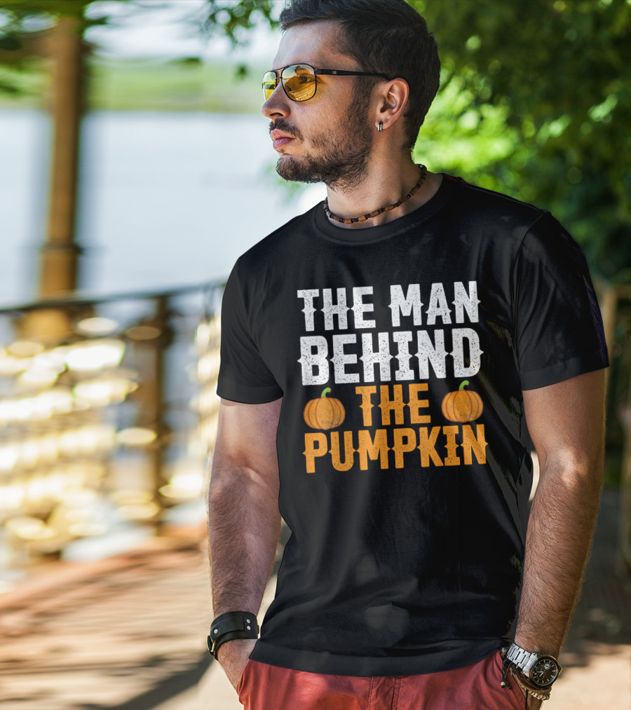 The Man Behind The Pumpkin Men's Funny Halloween Pregnancy Announcement T-Shirt